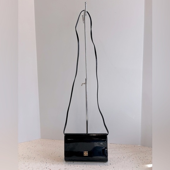 VTG Designer Givenchy Paris Patent Leather Clutch or Shoulder Purse - Picture 5 of 16